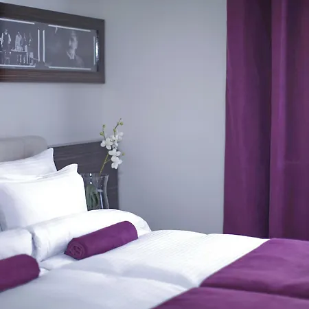 Hotel Theater Garni