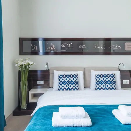 Theater Hotel Belgrade Otel