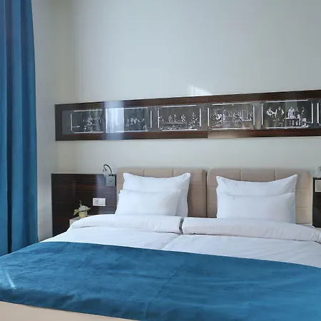 Theater Hotel
