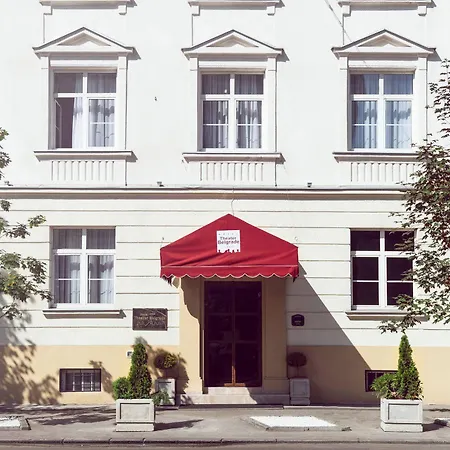 Theater Hotel Belgrade 4*